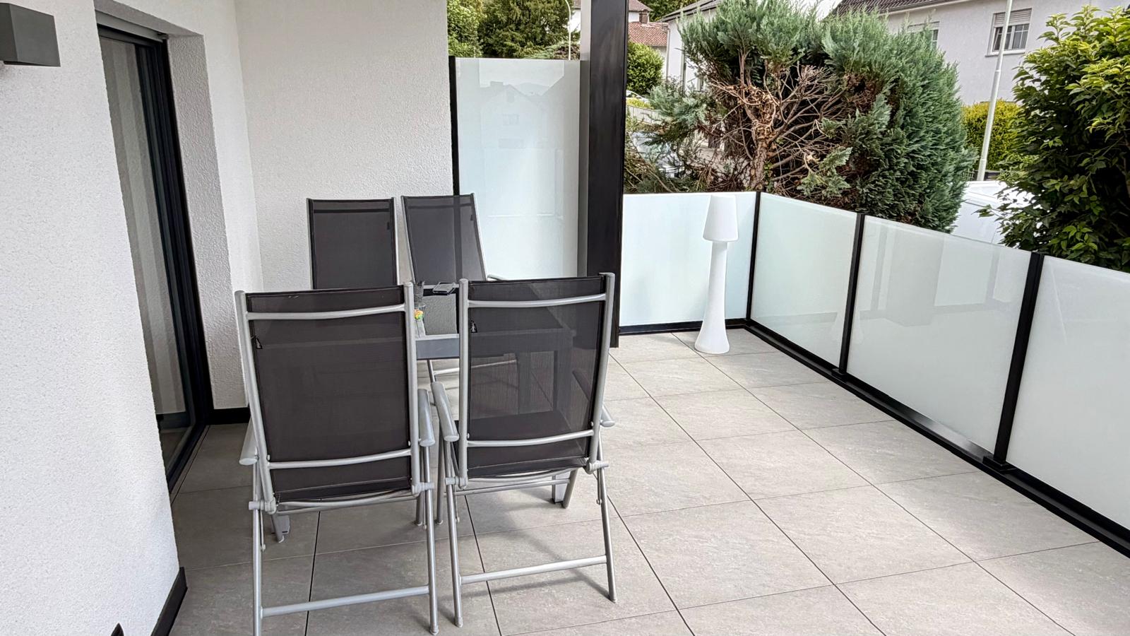 Umbau eines alten Balkons zu einem modernen Balkon